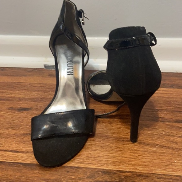 Black heels - Picture 2 of 3
